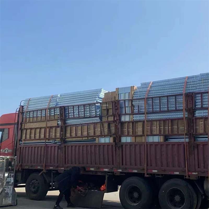 江西赣州于都县到新疆阿勒泰富蕴县物流公司，一站式服务